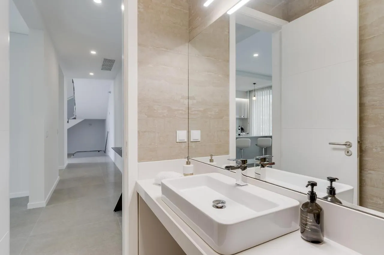Luxury Villa Bianca By Holiday Rental Madeira Arco da Calheta  Portugal