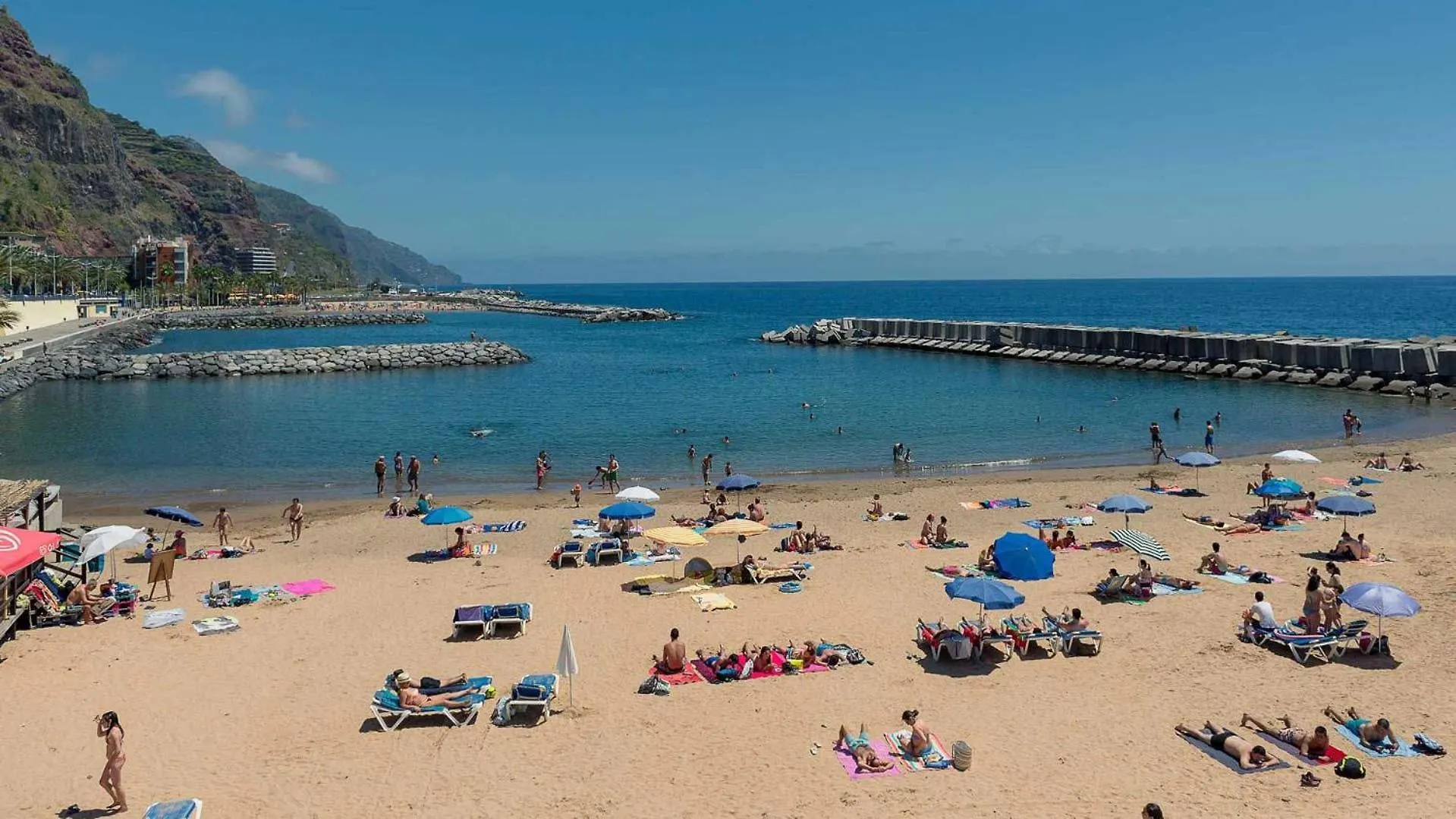 Luxury Villa Bianca By Holiday Rental Madeira Arco da Calheta  Portugal